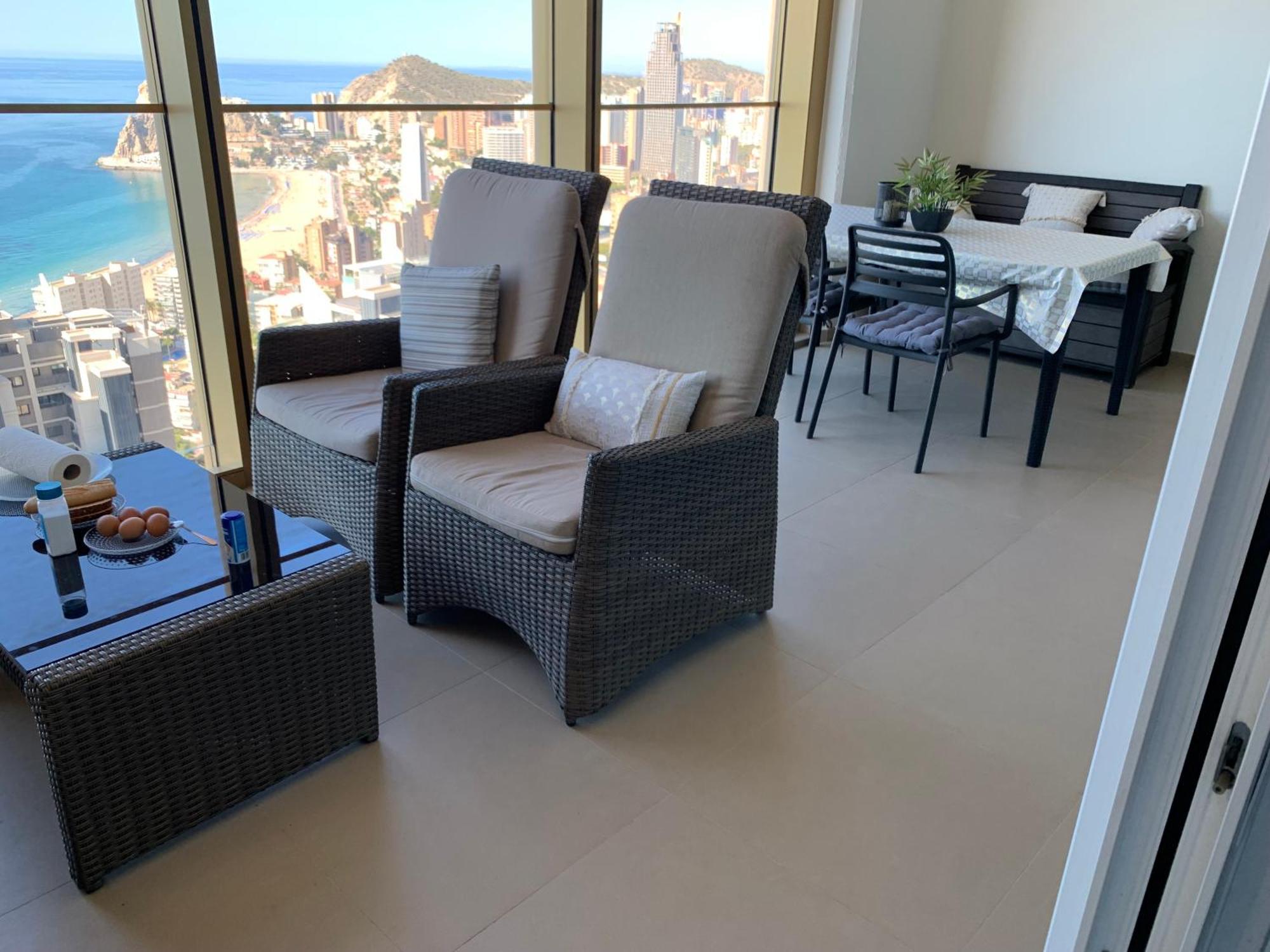 Intempo Sky Apartment 26 Floor Seaview Benidorm Exterior foto